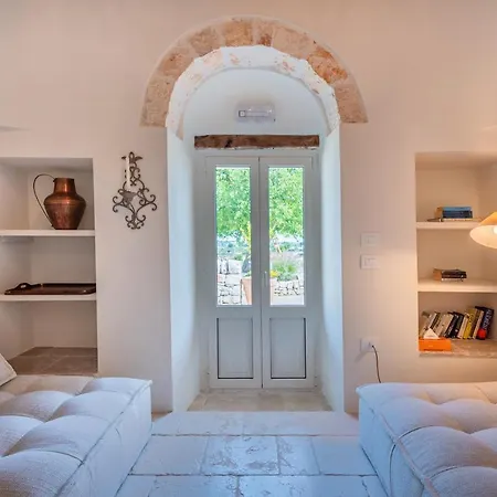 Acres Itria 4 Villa